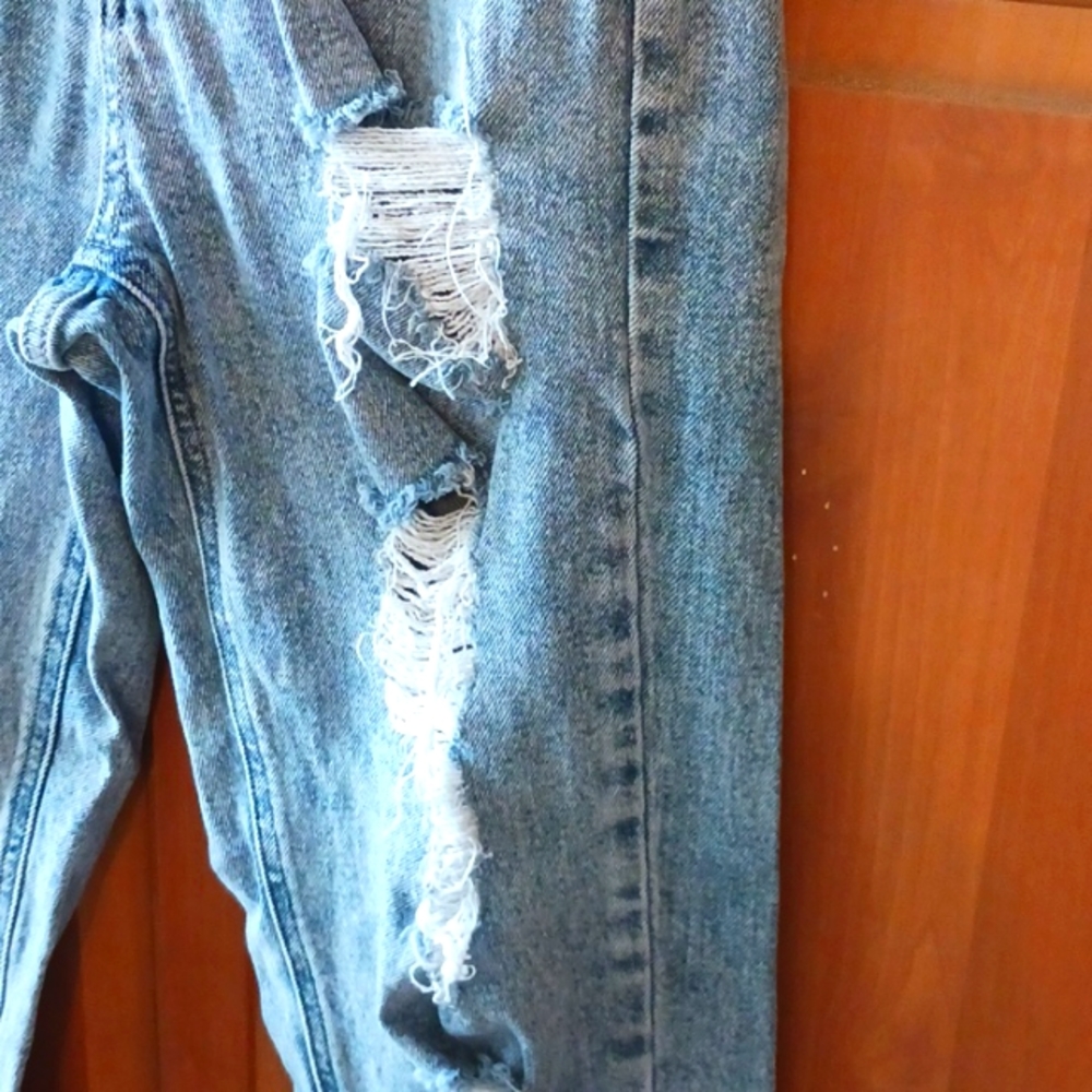 Distressed Blue Jeans - Picture 3 of 8